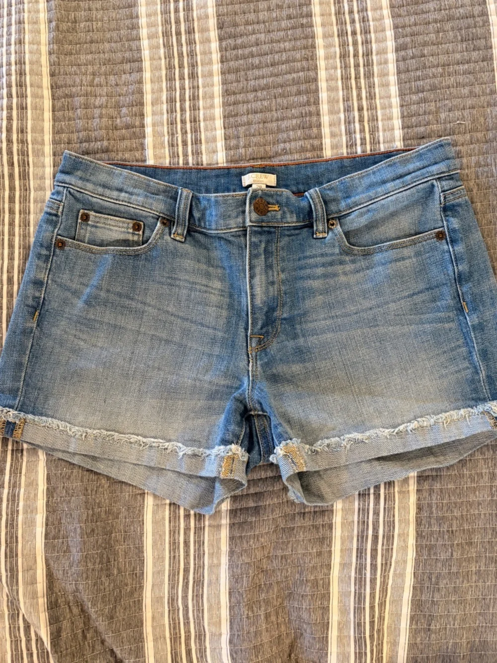J. Crew Light Blue Frayed Hem Boyfriend Denim Shorts Women’s size 28”